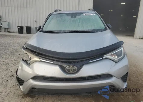 2017 Toyota Rav4 Le z USA, uszkodzony, nr VIN 2T3ZFREV6HW353008